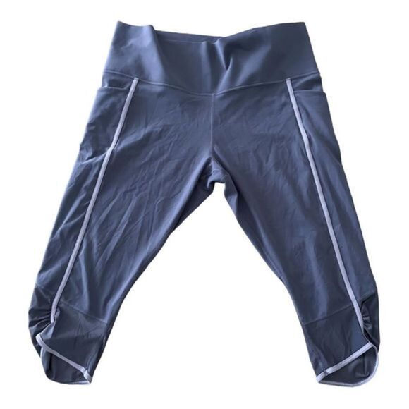 Athleta Salutation Stash Pocket II Capri Leggings Medieval Violet‎ Size 3X - Picture 4 of 11